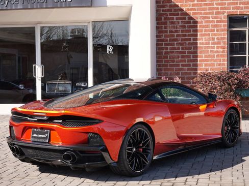 Used 2023 McLaren GT image 4