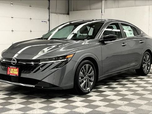New 2026 Nissan Sentra SL w/ Floor Mat Package FWD image 2