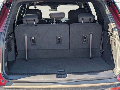 New 2025 Chevrolet Traverse LT w/ Enhanced Driving Package image 9