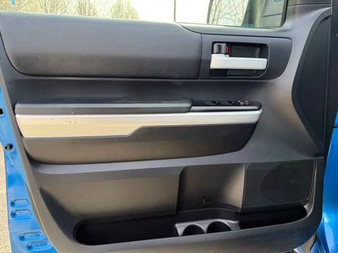 Used 2016 Toyota Tundra SR5 image 13