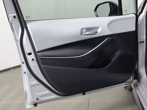 Used 2025 Toyota Corolla SE FWD image 19