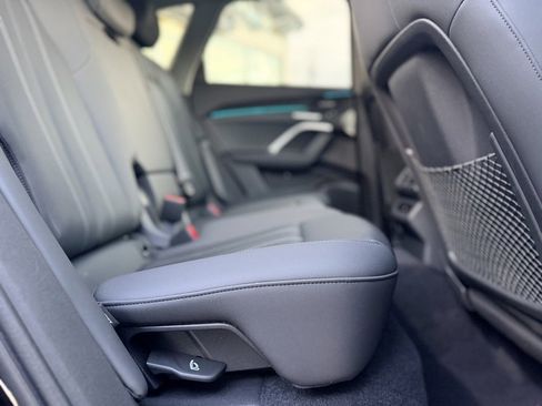 Certified 2025 Audi Q5 Premium Plus w/ Premium Plus image 18