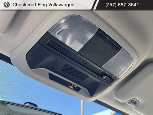 Used 2018 Subaru Crosstrek 2.0i image 17