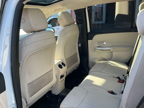 Used 2021 Mercedes-Benz GLB 250 image 26