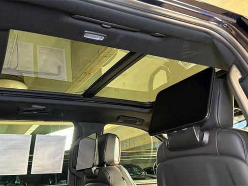 Used 2024 GMC Yukon Denali Ultimate image 15