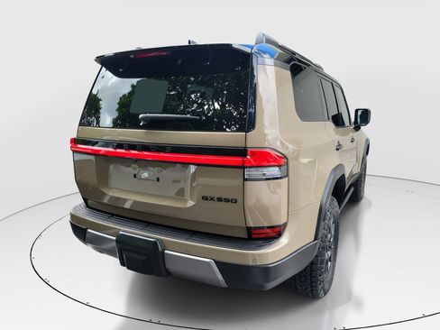 Used 2026 Lexus GX 550 w/ Accessory Package (CT) AWD/4WD image 6