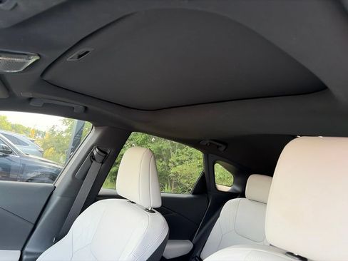 Used 2025 Lexus RX 350h w/ Convenience Package AWD/4WD image 5