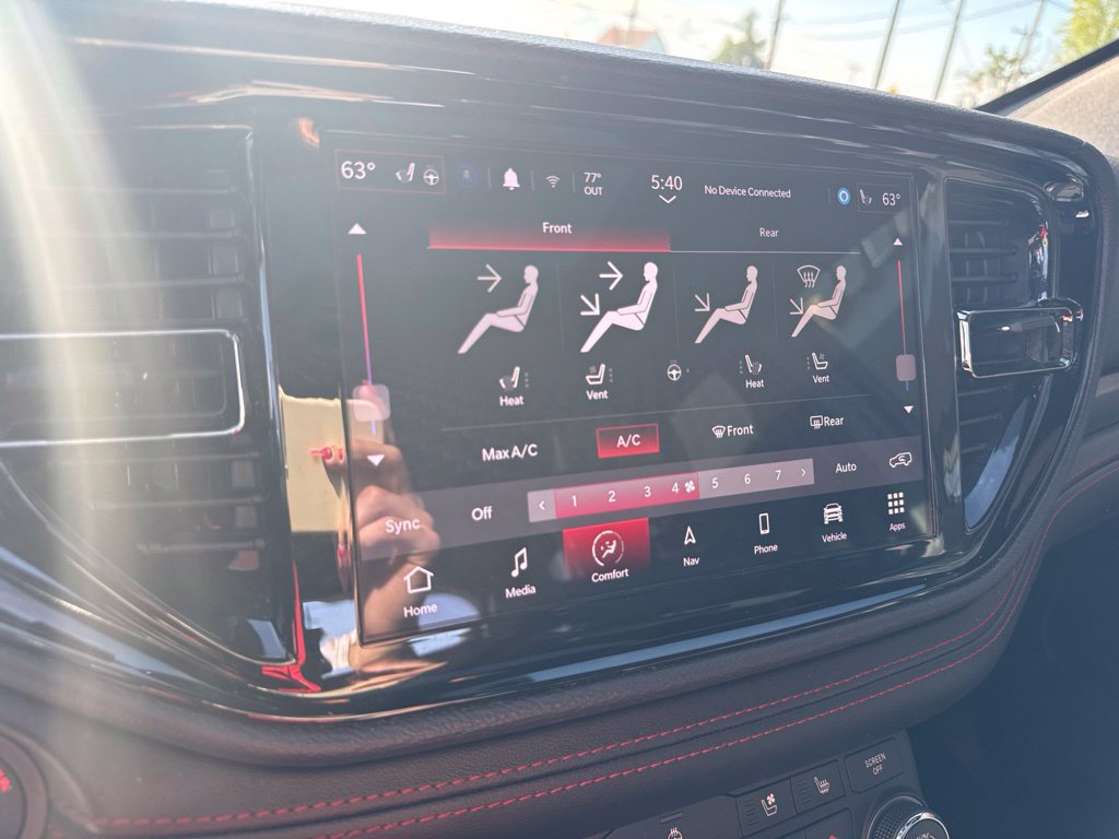 Used 2024 Dodge Durango GT AWD/4WD image 24