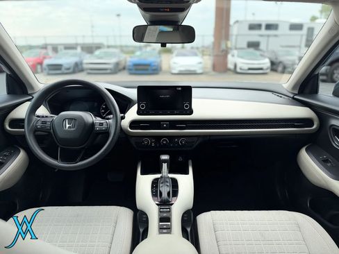 Used 2025 Honda HR-V LX image 28