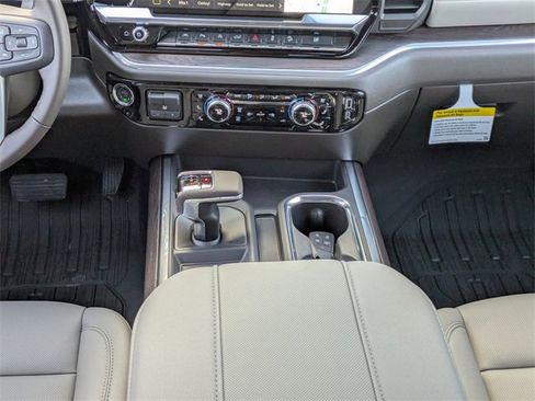 New 2026 GMC Sierra 1500 SLT w/ SLT Premium Plus Package image 19
