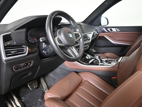 Used 2020 BMW X5 xDrive40i w/ M Sport Package AWD/4WD image 23