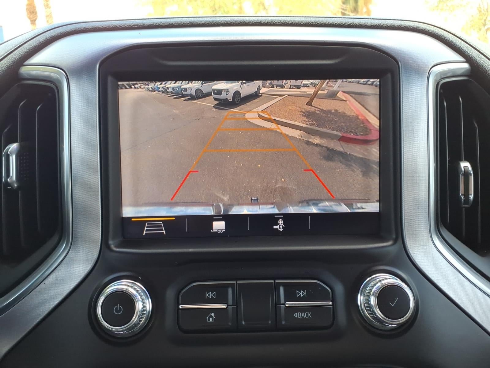 Used 2019 GMC Sierra 1500 SLT w/ X31 Off-Road Package AWD/4WD image 24