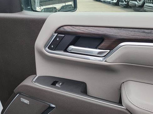 New 2026 GMC Sierra 1500 SLT image 38