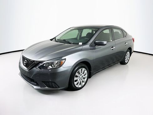 Used 2019 Nissan Sentra S image 3