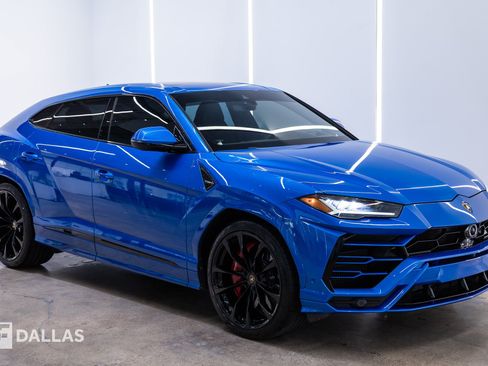 Used 2022 Lamborghini Urus AWD/4WD image 17