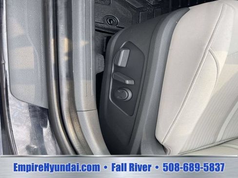 Used 2023 Hyundai Sonata SEL w/ Cargo Package FWD image 17