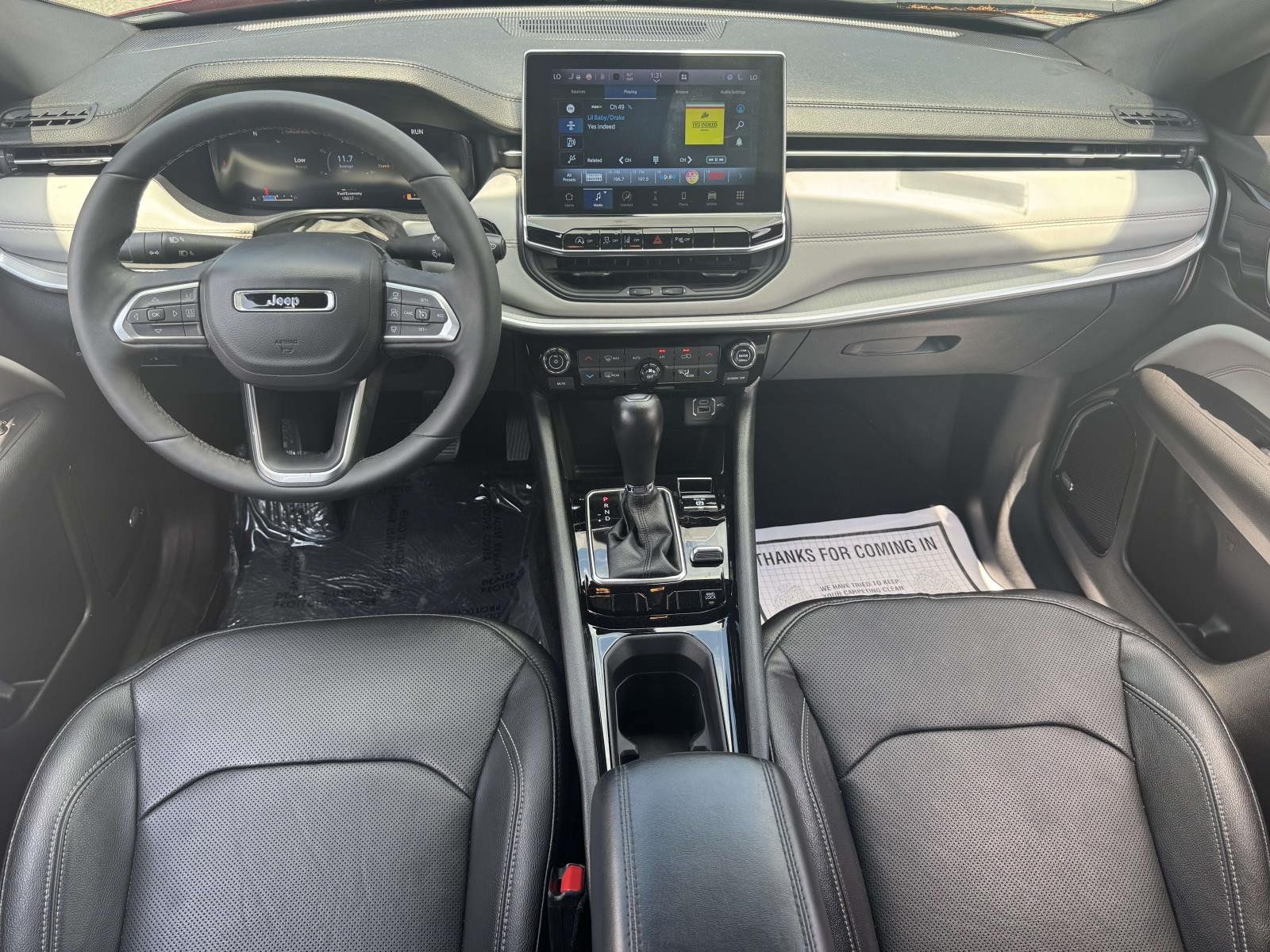 Used 2025 Jeep Compass Limited w/ Elite Group AWD/4WD image 14
