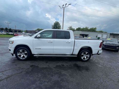 Used 2019 RAM 1500 Laramie AWD/4WD image 4