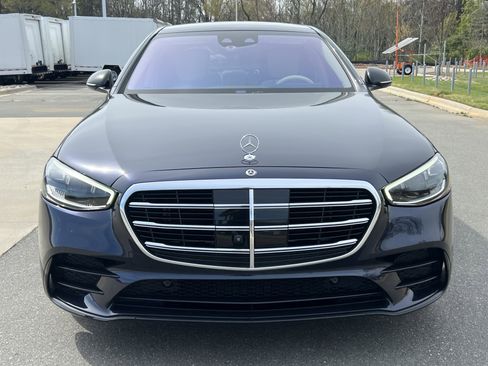 Used 2022 Mercedes-Benz S 500 4MATIC image 4