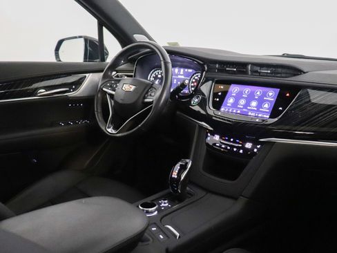Used 2024 Cadillac XT6 Premium Luxury w/ Technology Package AWD/4WD image 29
