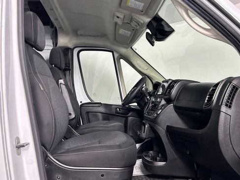 Used 2023 RAM ProMaster 2500 FWD image 10
