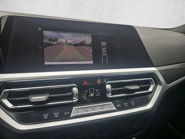 Used 2022 BMW 330i Sedan w/ Convenience Package RWD image 15