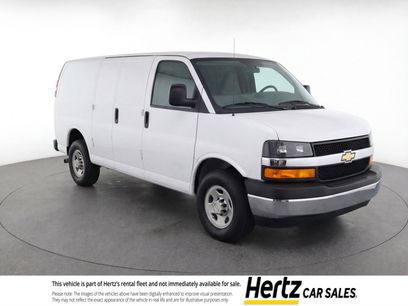 Used 2025 Chevrolet Express 3500 LT w/ LT Preferred Equipment Group
