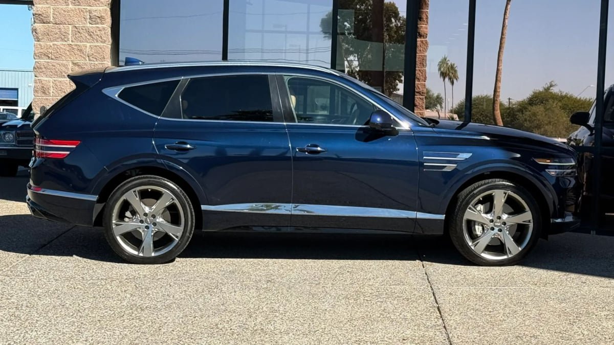 Used 2021 Genesis GV80 3.5T w/ Prestige Package 07 AWD/4WD image 14