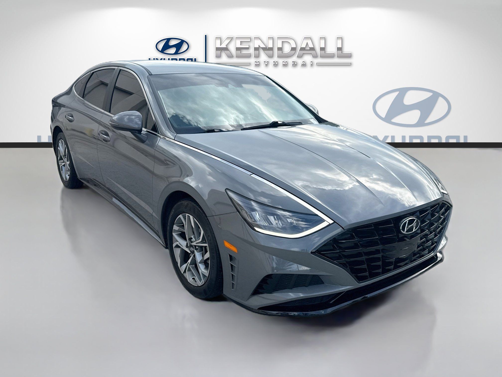Used 2023 Hyundai Sonata SEL FWD image 1