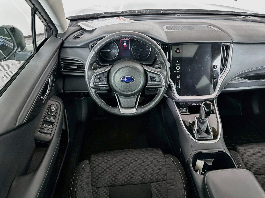 Used 2024 Subaru Outback Premium AWD/4WD image 31