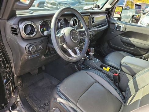 Used 2023 Jeep Wrangler Unlimited Rubicon 4xe w/ Steel Bumper Group image 16
