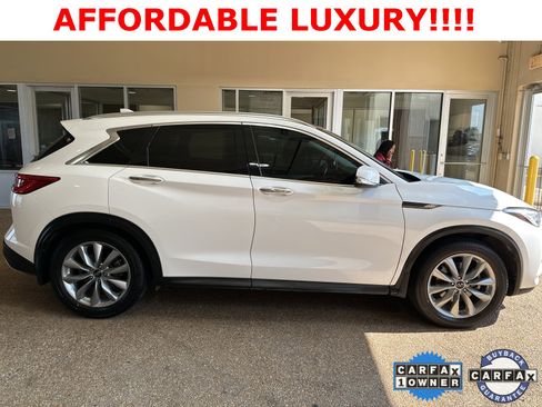 Certified 2021 INFINITI QX50 Luxe image 3