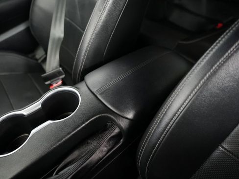 Used 2019 Ford Mustang Premium RWD image 29