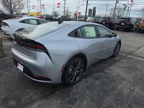 New 2026 Toyota Prius XLE image 5