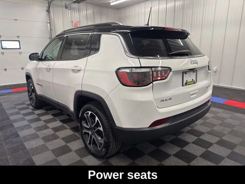 Used 2022 Jeep Compass Limited AWD/4WD image 9