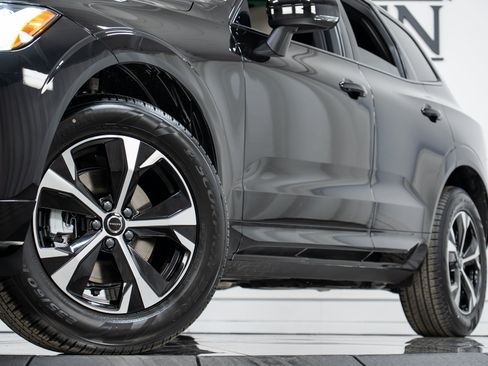 New 2026 Volvo XC60 B5 Core AWD/4WD image 27