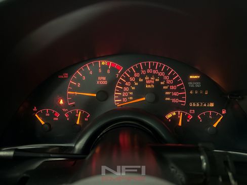 Used 1994 Pontiac Firebird Formula RWD image 24
