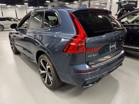 Certified 2024 Volvo XC60 B5 Ultimate w/ Climate Package AWD/4WD image 2