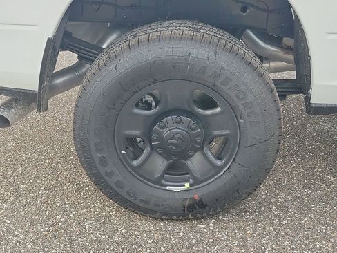 New 2026 RAM 3500 Tradesman image 19