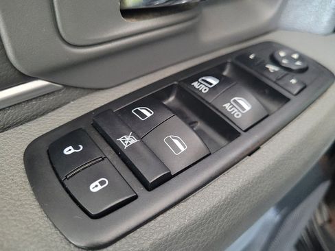 Used 2015 RAM 1500 Lone Star RWD image 27