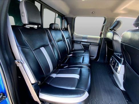 Used 2016 Ford F150 XLT w/ Equipment Group 302A Luxury AWD/4WD image 19