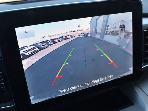 Used 2021 Ford Explorer XLT w/ Equipment Group 202A image 22