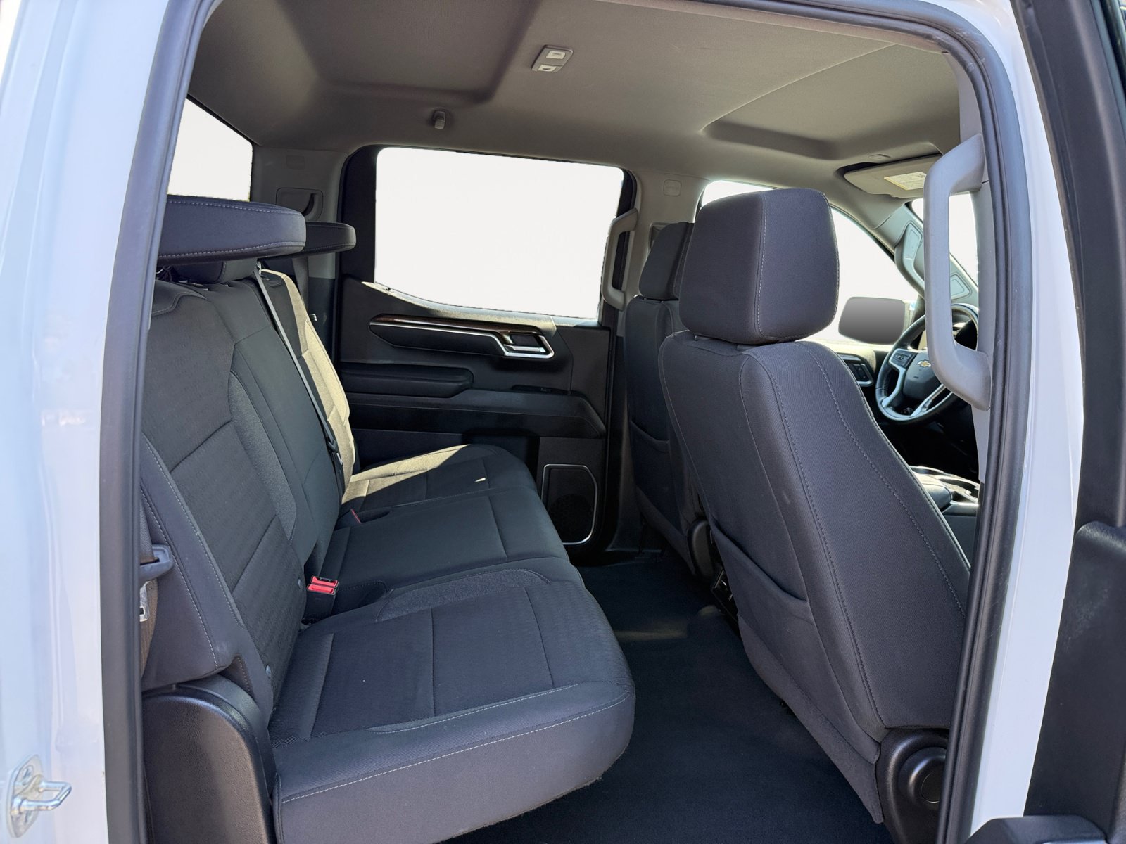 Used 2025 Chevrolet Silverado 1500 LT RWD image 18