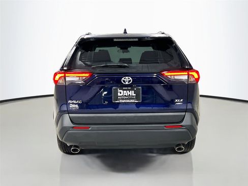 Used 2025 Toyota RAV4 XLE image 4