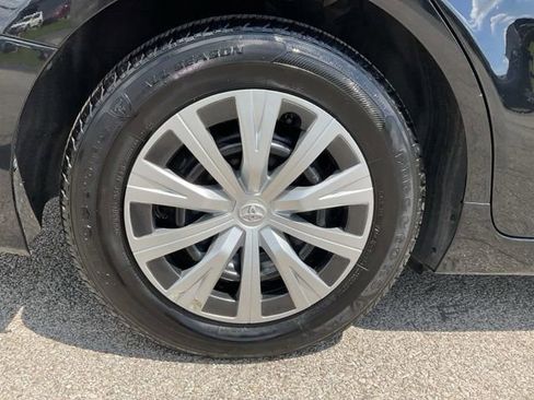Used 2023 Toyota Camry LE FWD image 10