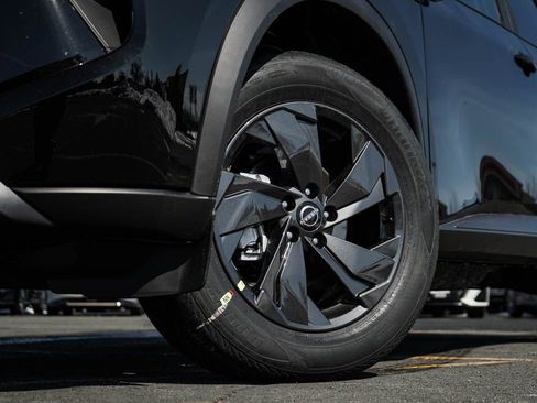 New 2026 Nissan Rogue SV AWD/4WD image 6