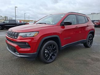 New 2026 Jeep Compass Latitude w/ Quick Order Package 29K AWD/4WD video 2