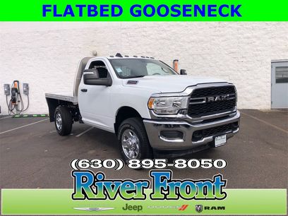 New 2024 RAM 2500 Tradesman w/ Chrome Appearance Group