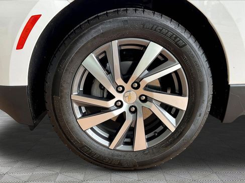 Used 2023 Chevrolet Equinox LT image 31