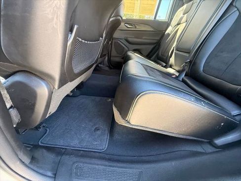 Certified 2023 Jeep Grand Cherokee Altitude image 27